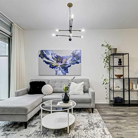 Prime Location - Stunning 2-Bdrm Condo Toronto Esterno foto