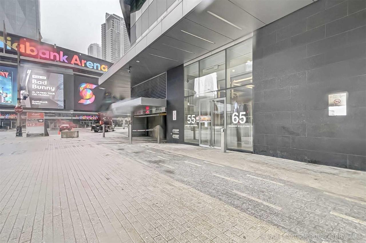 Prime Location - Stunning 2-Bdrm Condo Toronto Esterno foto