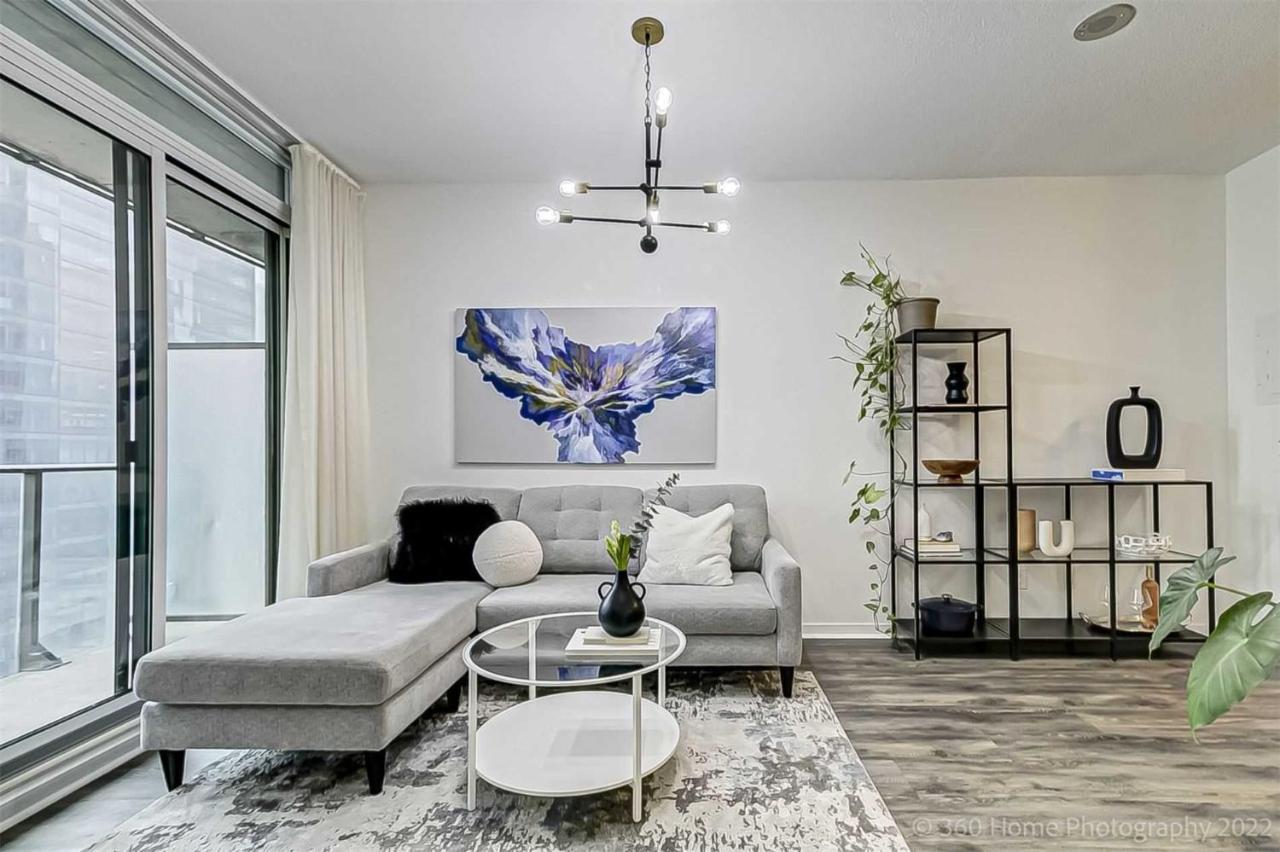 Prime Location - Stunning 2-Bdrm Condo Toronto Esterno foto